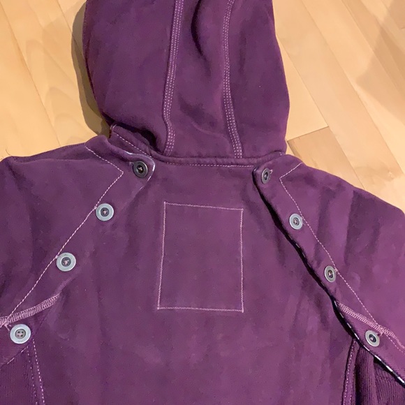 🌟HP🌟EUC Lululemon Special Edition Burgundy Hoodie detachable sleeves - size 10 - Picture 13 of 16